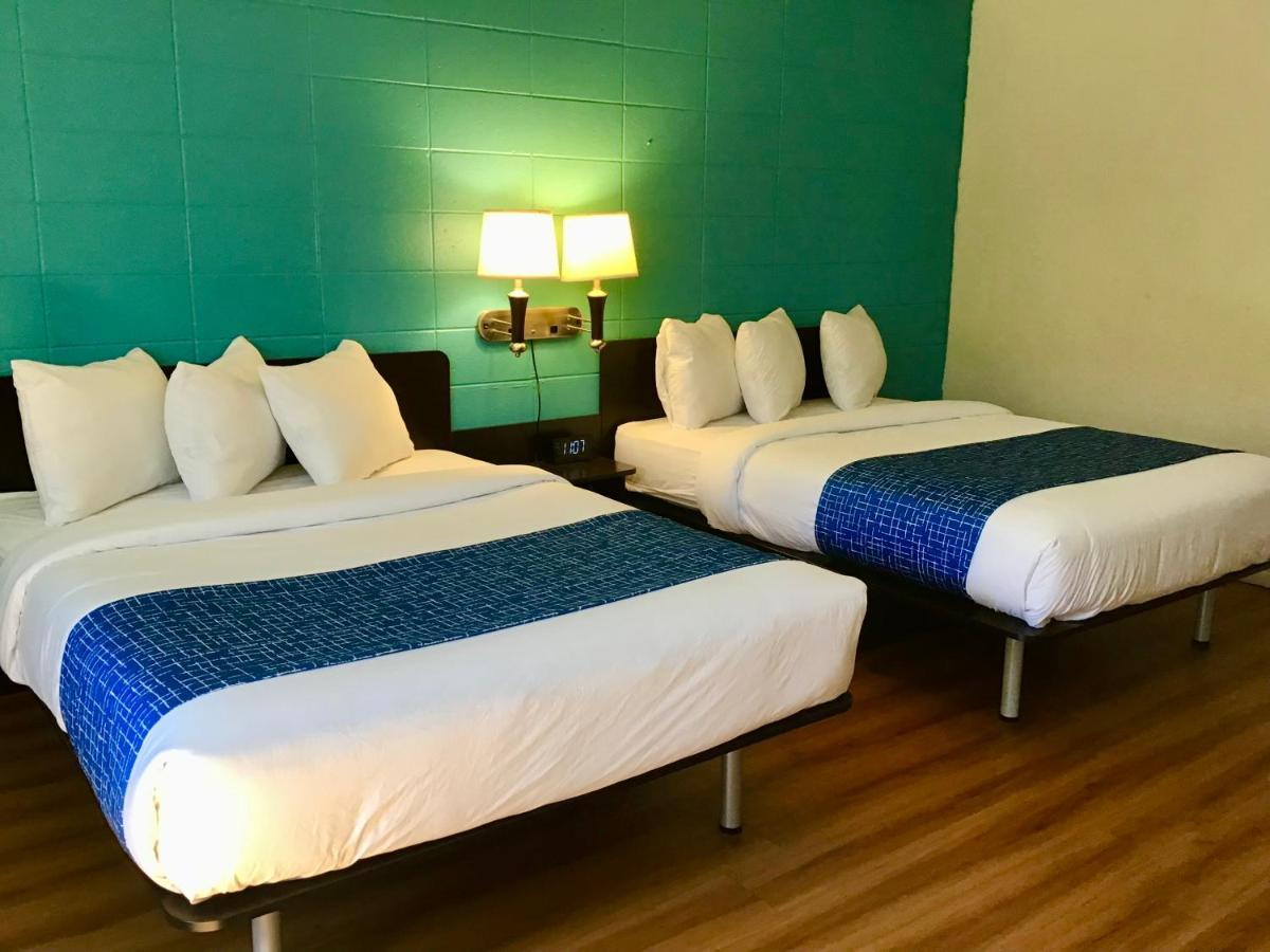 Travelodge Inn & Suites By Wyndham Missoula University Park Exteriör bild