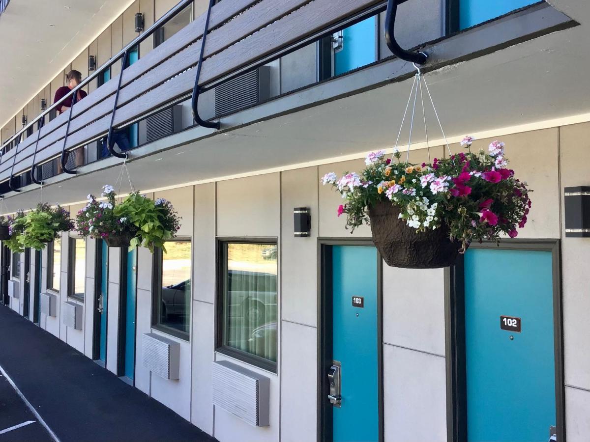Travelodge Inn & Suites By Wyndham Missoula University Park Exteriör bild