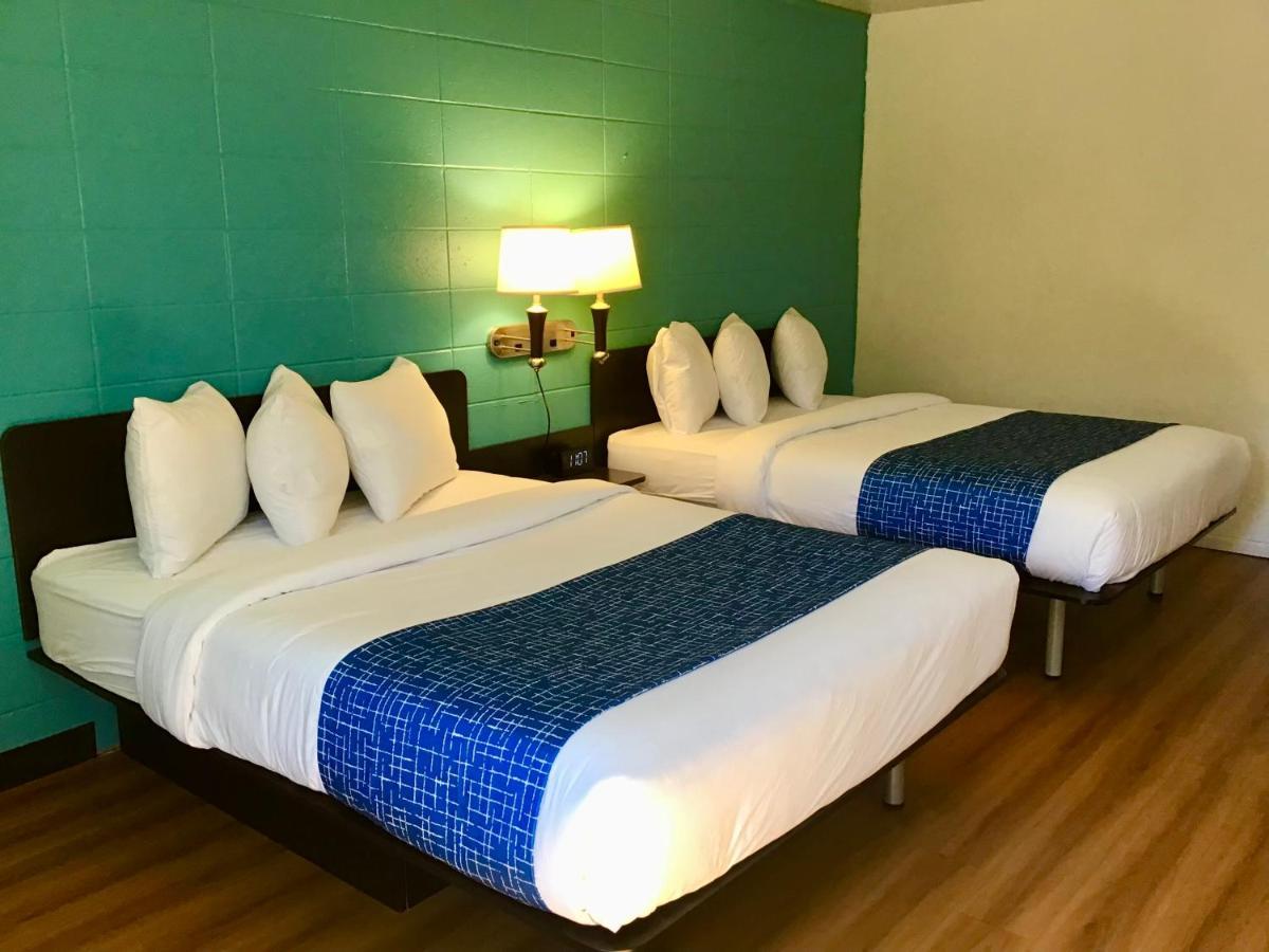 Travelodge Inn & Suites By Wyndham Missoula University Park Exteriör bild