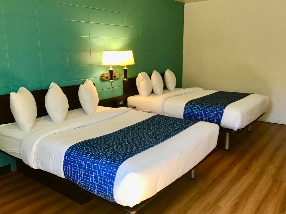 Travelodge Inn & Suites By Wyndham Missoula University Park Exteriör bild