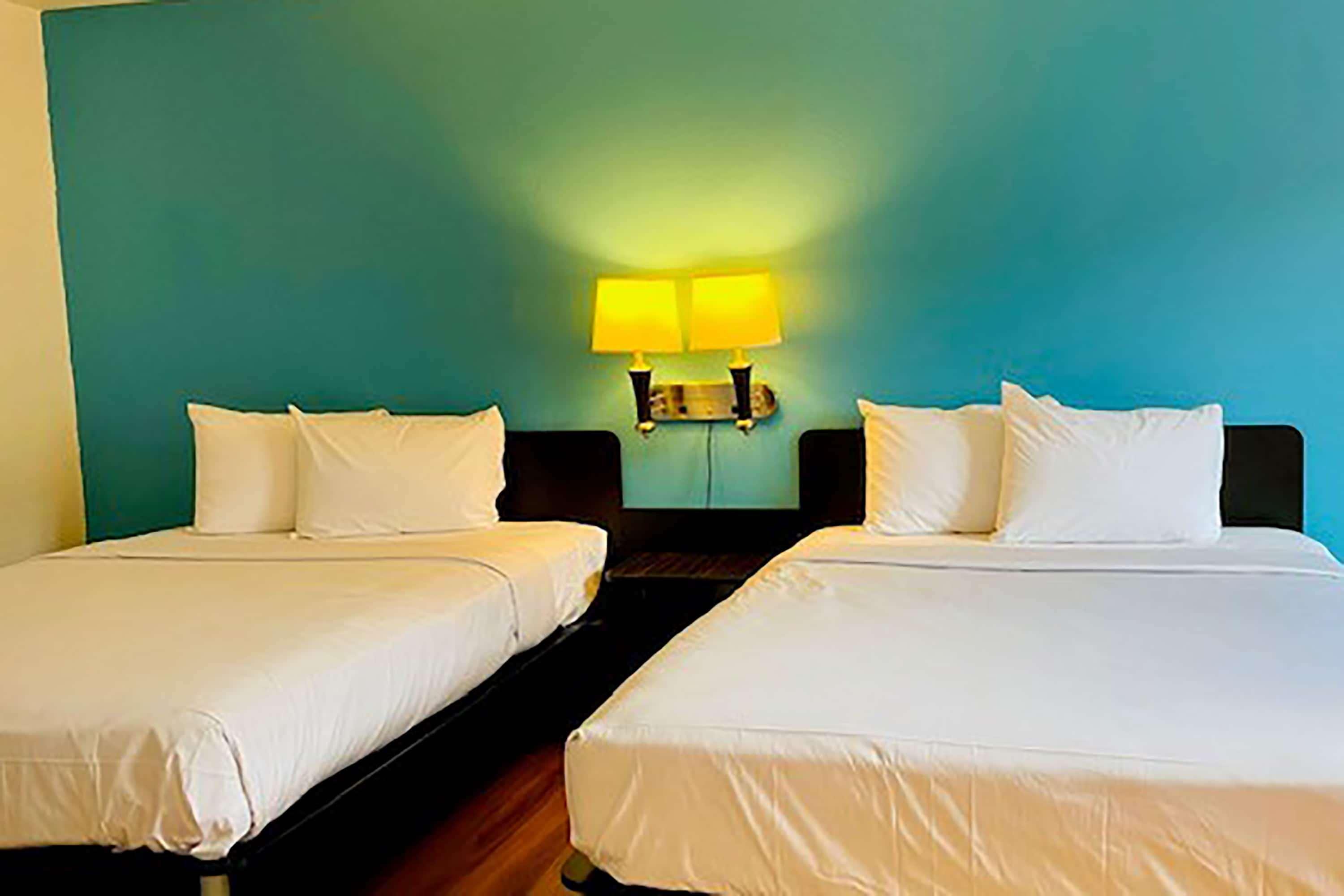 Travelodge Inn & Suites By Wyndham Missoula University Park Exteriör bild